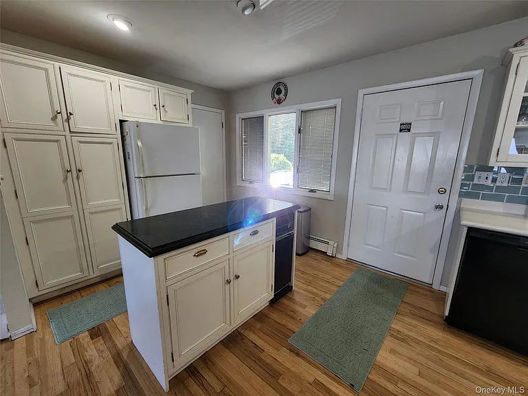 7 Riverhead Rd — Photo 13