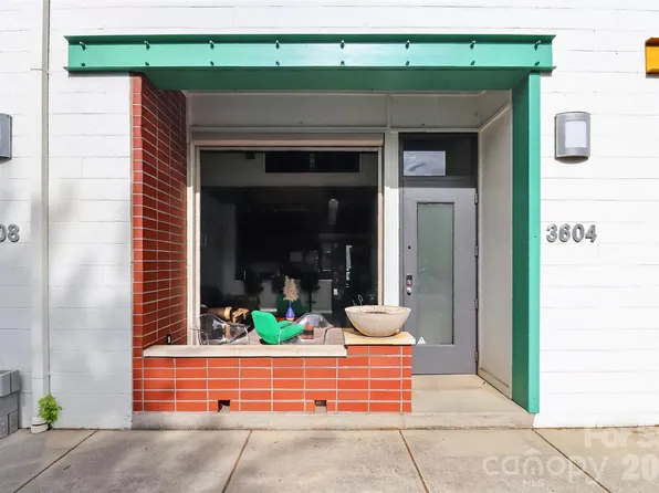 3604 Artists Way, Charlotte, NC 28205