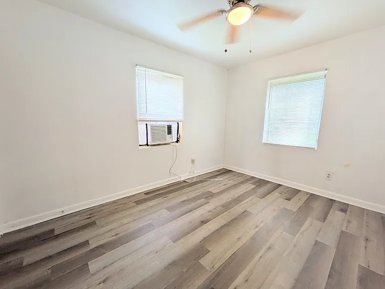 7436 Grant Ave — Photo 9