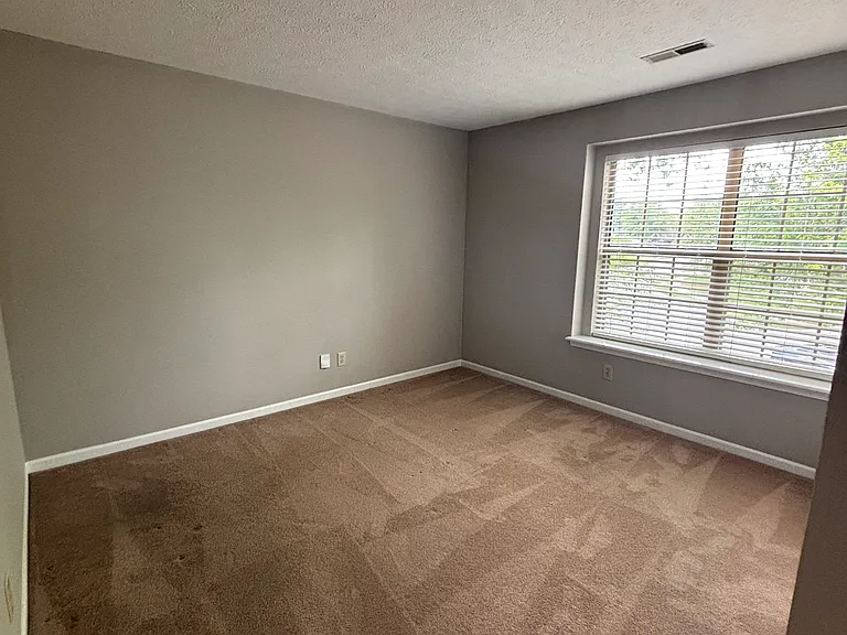1129 Aqueduct Way — Photo 45