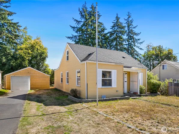 5215 McDacer Avenue, Tacoma, WA 98404