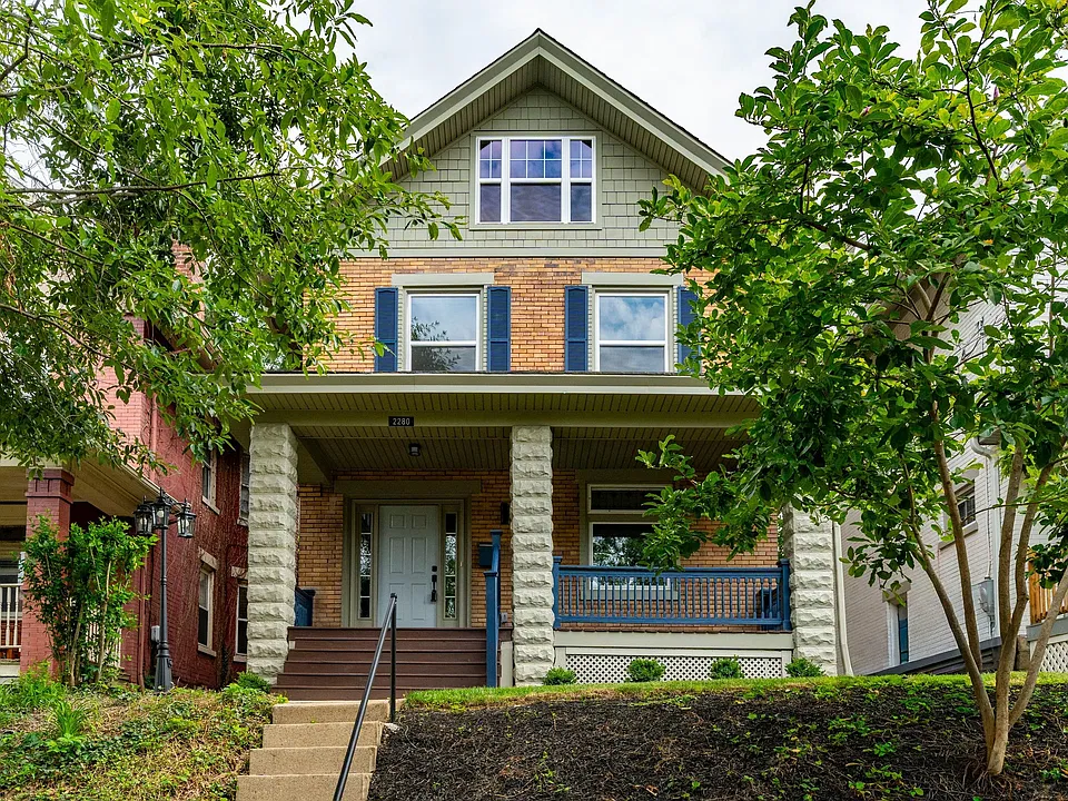 2280 Highland Ave