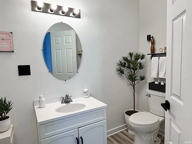 733 S Armstrong St — Photo 19