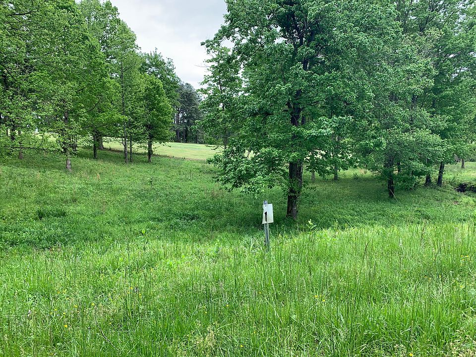2nd image of 1 Willow Creek Rd