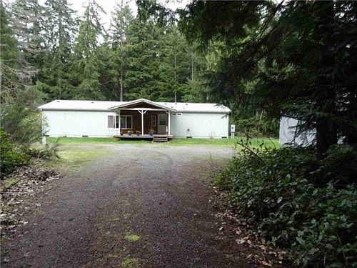 2nd image of 26535 Sanderling Pl NE