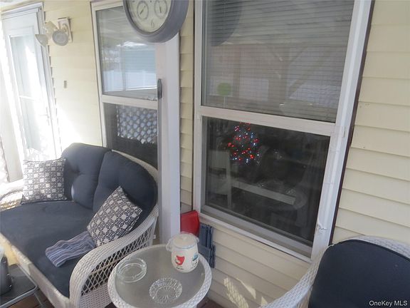5th image of 723 Beekman Road #72