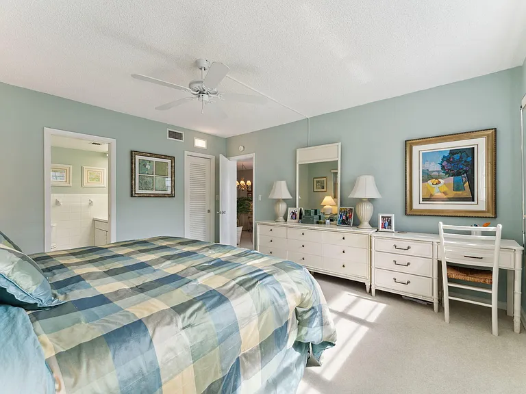 1470 S Ocean Blvd #1002 — Photo 18