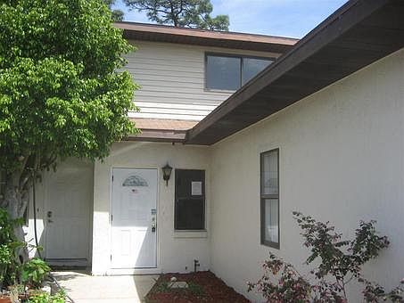 2nd image of 291 E Towne Pl