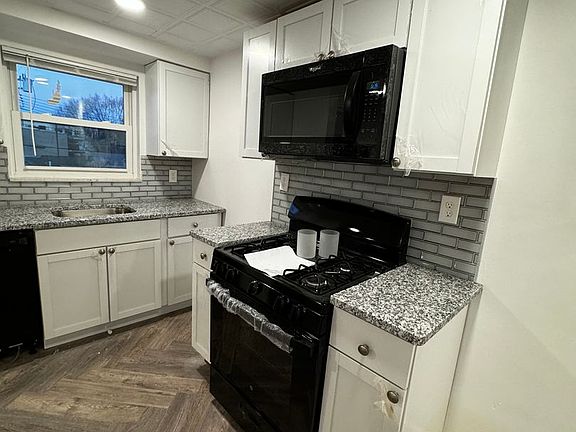 2nd image of 4711 Liberty Ave #5cfdc5a99