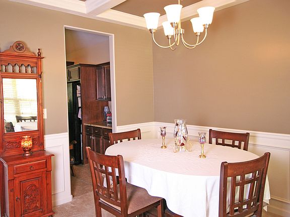 3rd image of 117 Flowing Meadows Dr