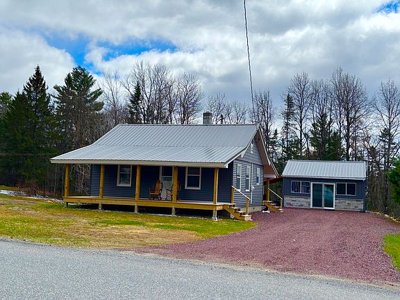 3rd image of 45 Sanford Ln