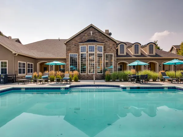 Grove at Cherry Creek Park