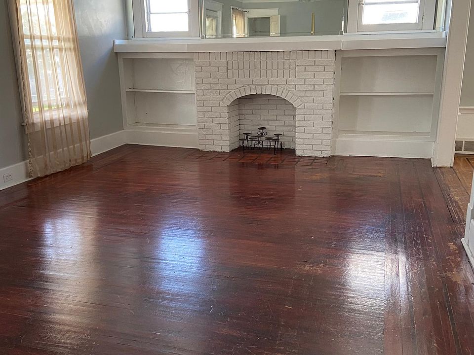 1st image of 217 Lovering Ave #2