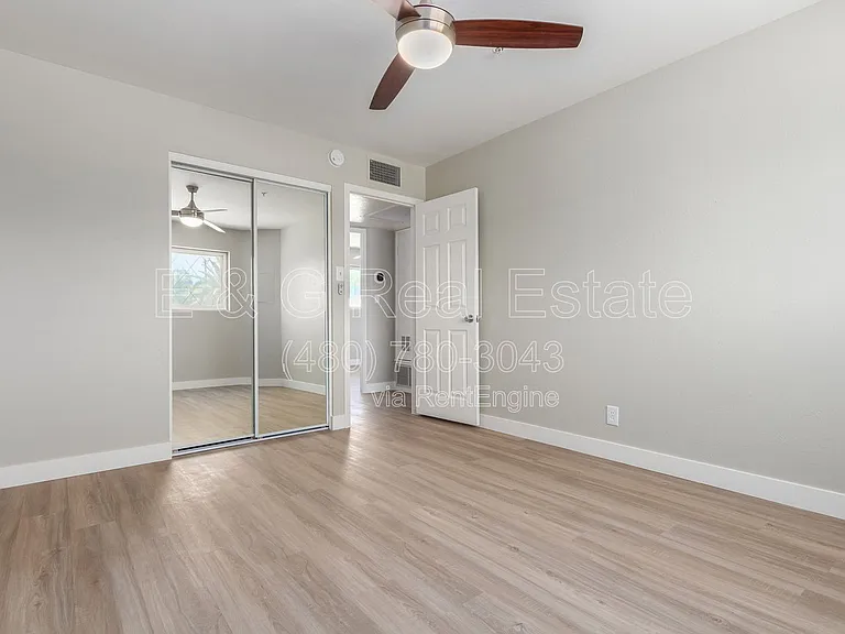 1332 N 71st St — Photo 24