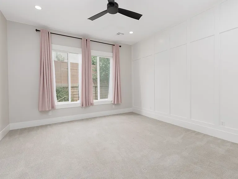 334 S Water Course Dr — Photo 25