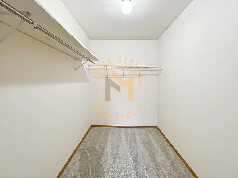 417 Pecor St — Photo 5