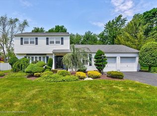 35 Willow Grove Way, Manalapan, NJ 07726