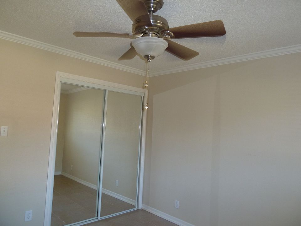 1st image of 1957 Woodglen Ln APT 1