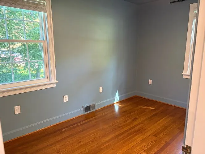 301 Rowland Dr — Photo 13
