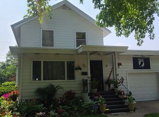 608 N 12th St, Rochelle, IL 61068