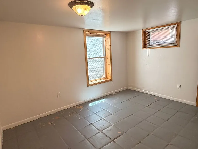 424 N 9th St — Photo 17