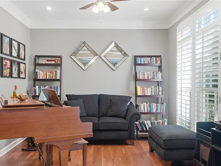 1737 Kinsmon Cv — Photo 19