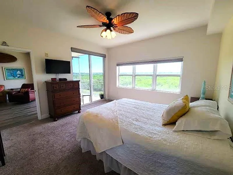 7296 Marathon Dr #404 — Photo 43