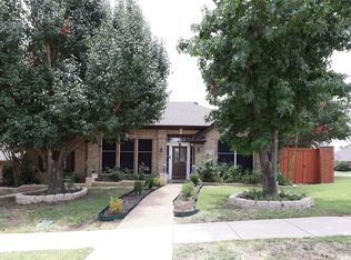 1442 Ranch Hill Dr, Irving, TX 75063