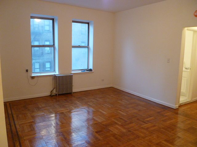 1st image of 2100 Beekman Pl #3F