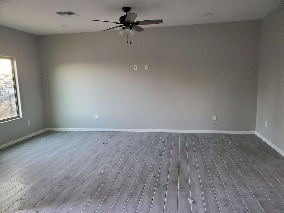 1st image of 845 W Calle Santa Ana