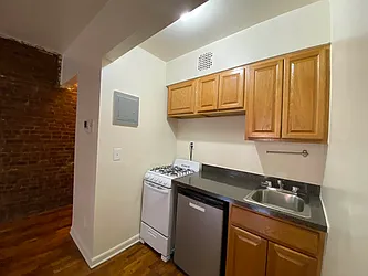 Rented by Best Apartments North Inc