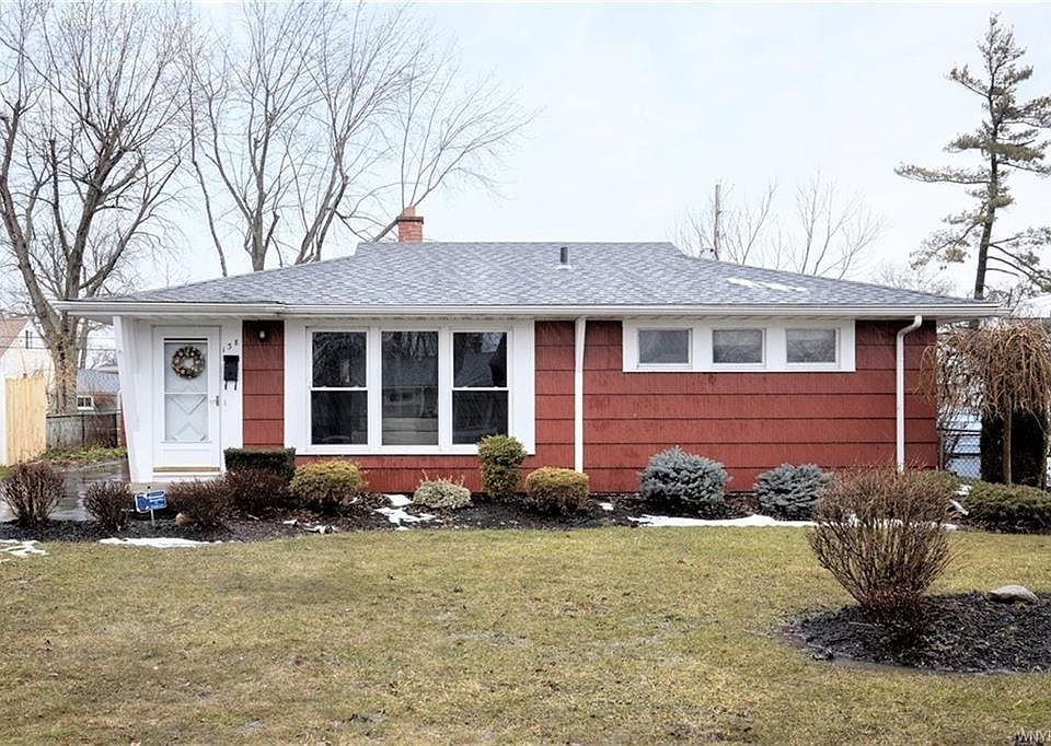 1st image of 138 Meadow Lea Dr