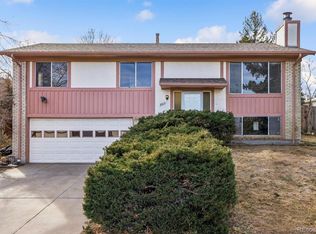 2013 S Yank Way, Lakewood, CO 80228