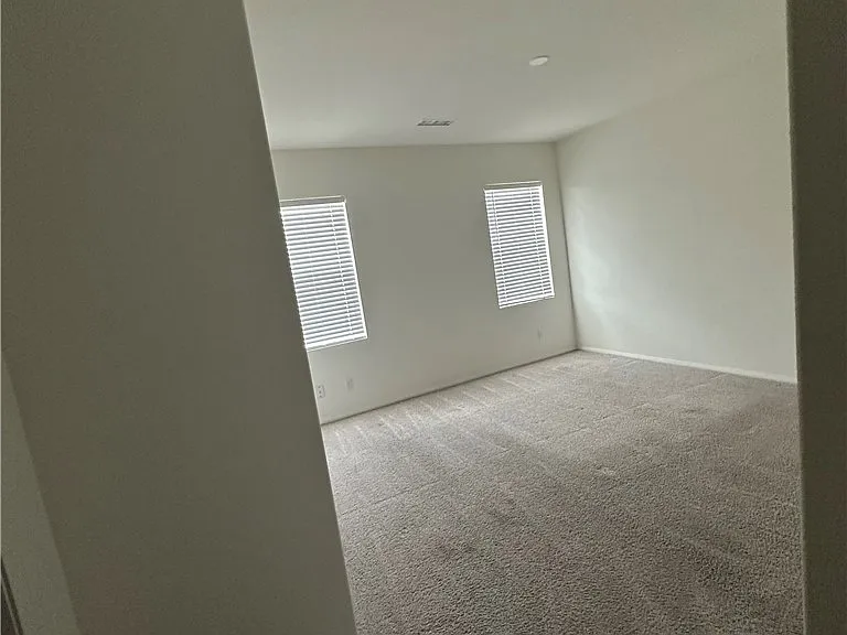 11415 Ferro St — Photo 9