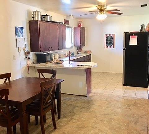 4th image of 1220 E Jemez Dr