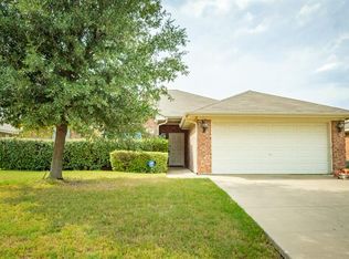 1008 Winepress Rd, Burleson, TX 76028