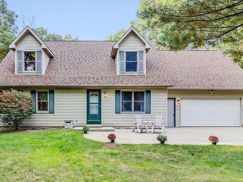 1st image of 3807 Silver Creek Dr