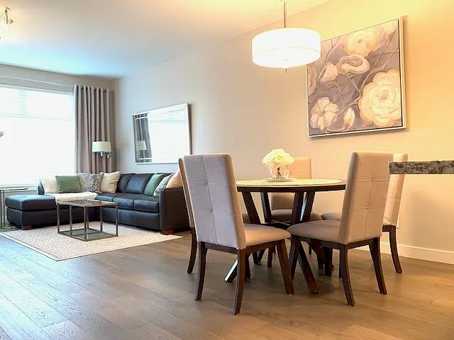 2 bed, 1010 sqft, $3,100 — Photo 3