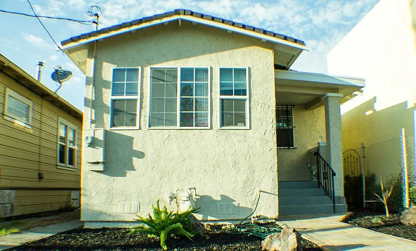 429 Barrett Ave photo 1