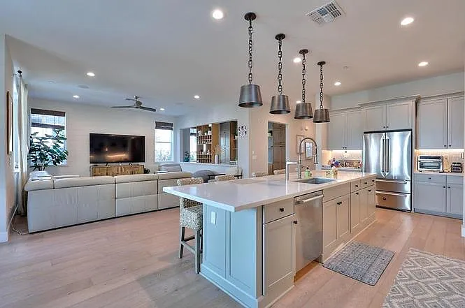 2995 Middlebury Dr — Photo 15