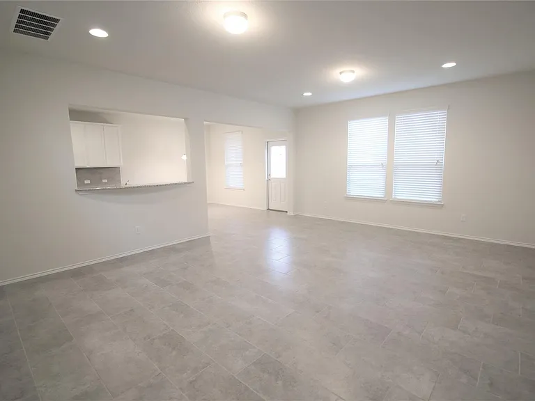 2601 Chandler Creek Blvd #16 — Photo 23