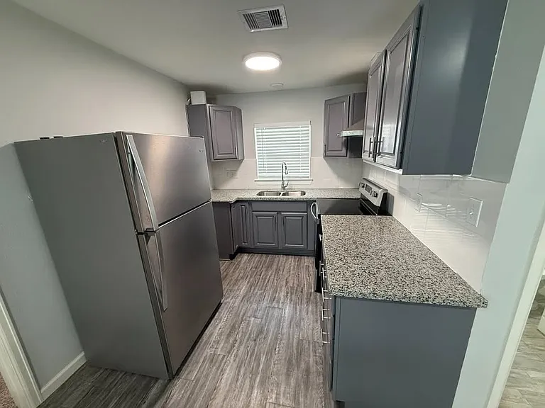 3208 Holman St #1 — Photo 9