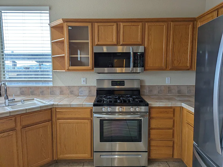 25539 Foggy Glen Dr — Photo 5