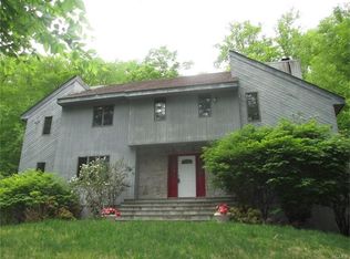 203 Bell Hollow Rd, Putnam Valley, NY 10579