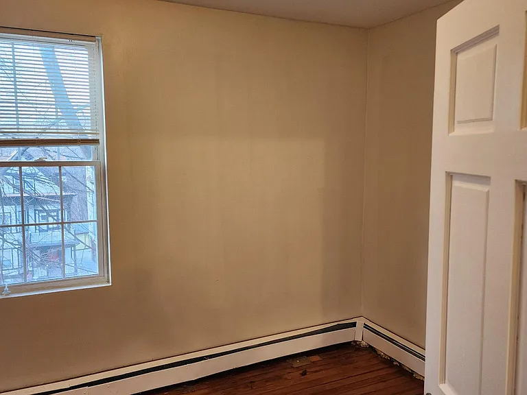 Fernboro St — Photo 13