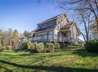 3402 Camille Rd SW, Sherrodsville, OH 44675