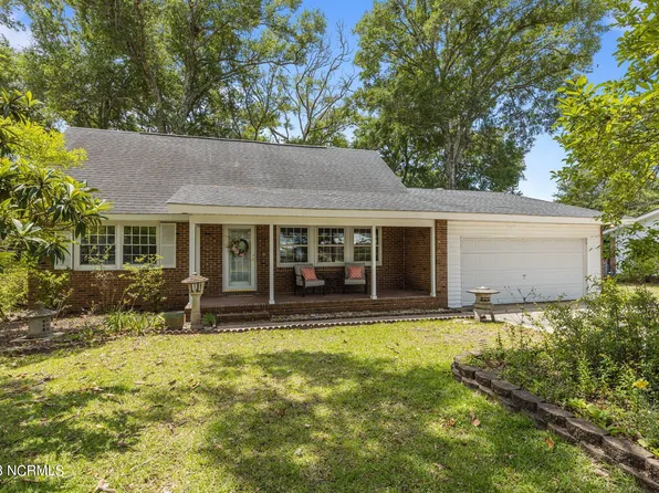 4107 Bonham Street, Morehead City, NC 28557
