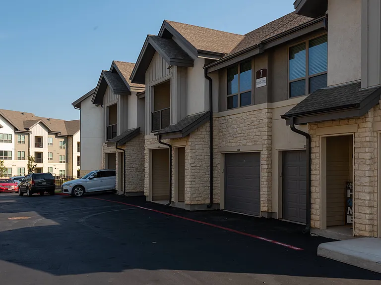 Ironridge at Hill Country Village — Photo 91