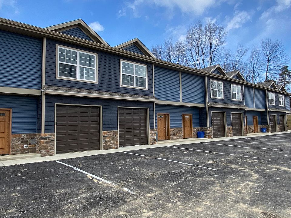 2nd image of 4571 Elizabeth Ln #4