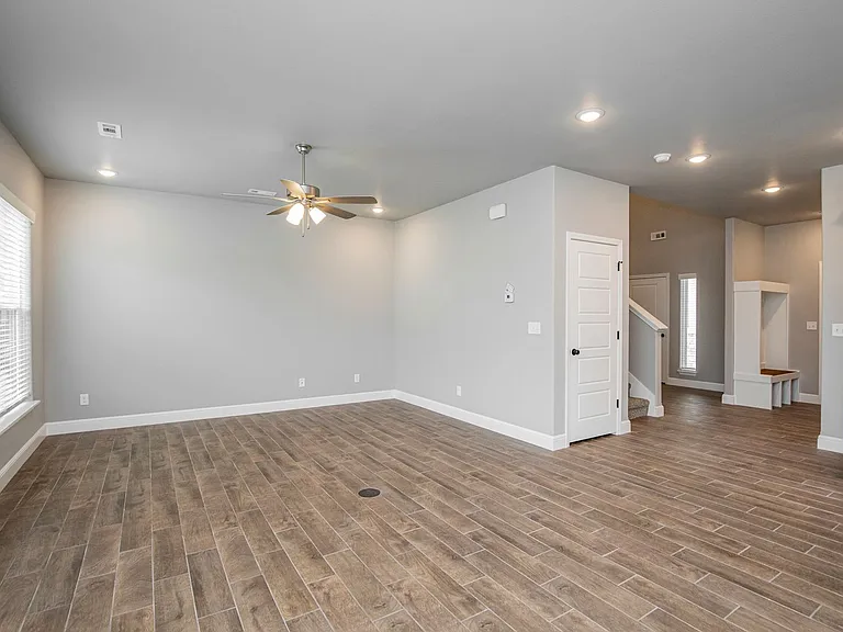 2010 Periwinkle Pl — Photo 5